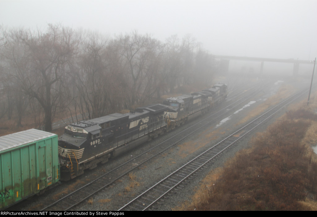 NS 6950 leads train 11Z onto 35 track through Enola's fog